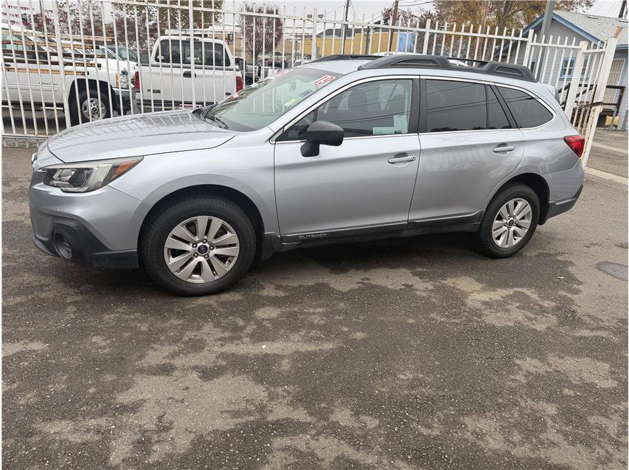 Used 2019 Subaru Outback 2.5i image 4