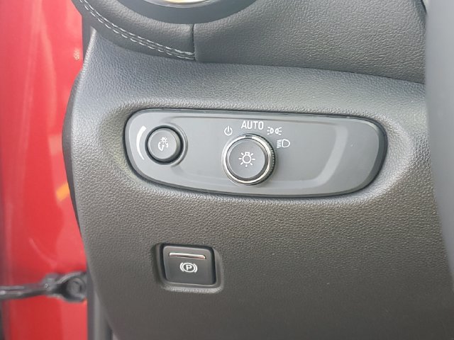 Certified 2021 Chevrolet Blazer LT AWD/4WD image 20