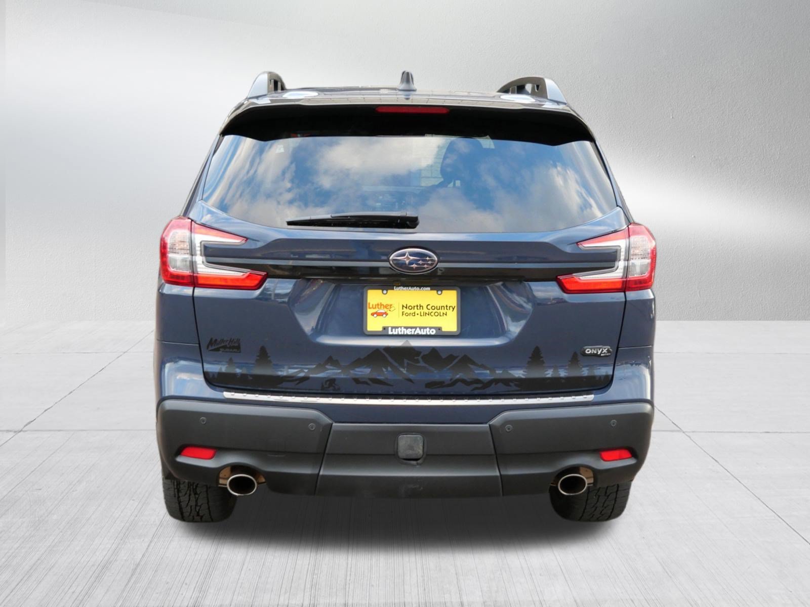 Used 2023 Subaru Ascent Onyx Edition AWD/4WD image 6