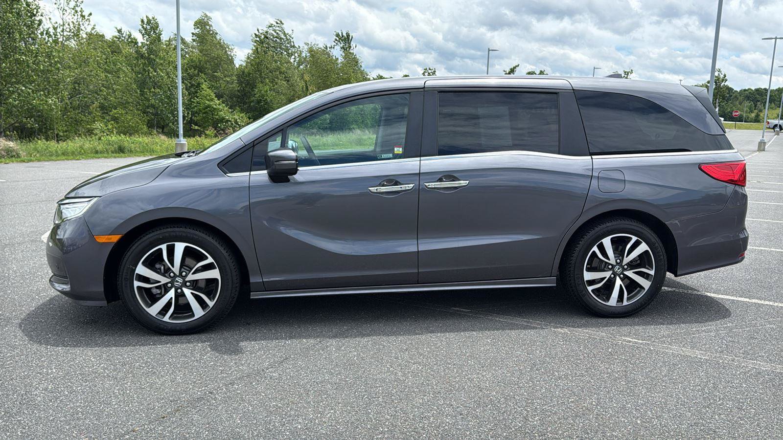 Used 2023 Honda Odyssey Touring image 12