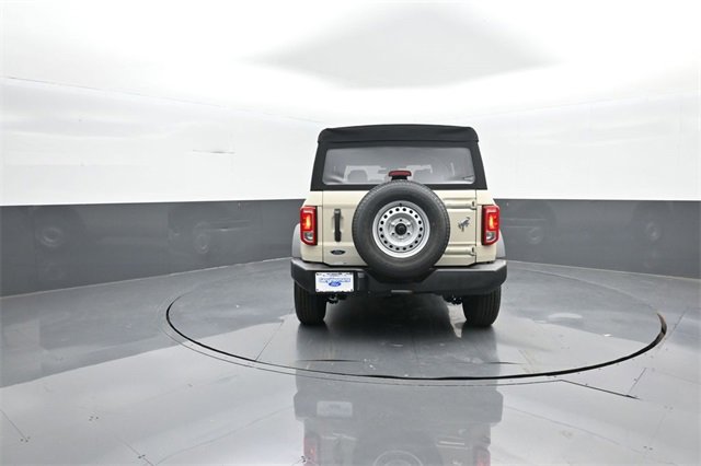 New 2025 Ford Bronco 4-Door image 6