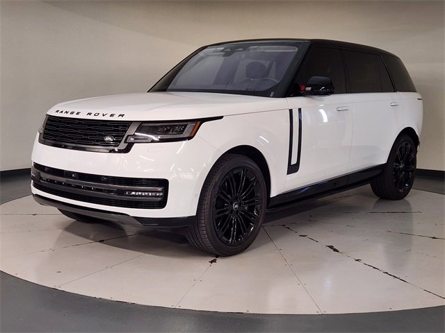 Used 2023 Land Rover Range Rover Long Wheelbase SE image 1