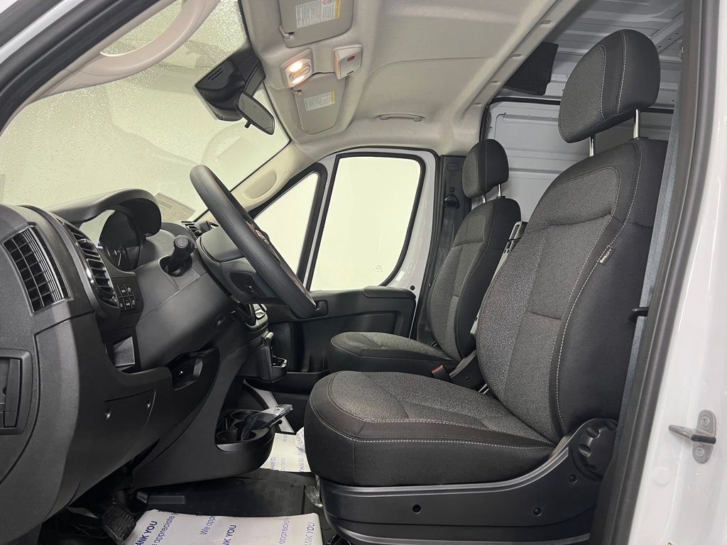 New 2025 RAM ProMaster 2500 w/ Convenience Group FWD image 2
