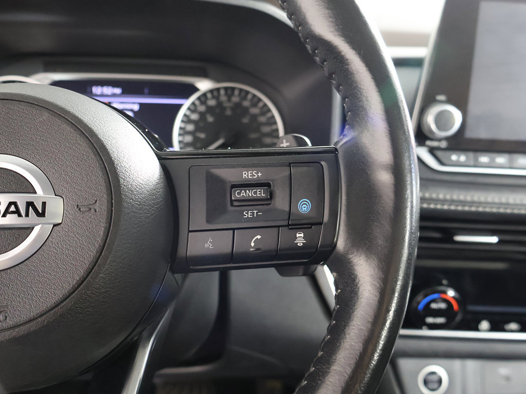 Used 2021 Nissan Rogue SV AWD/4WD image 45