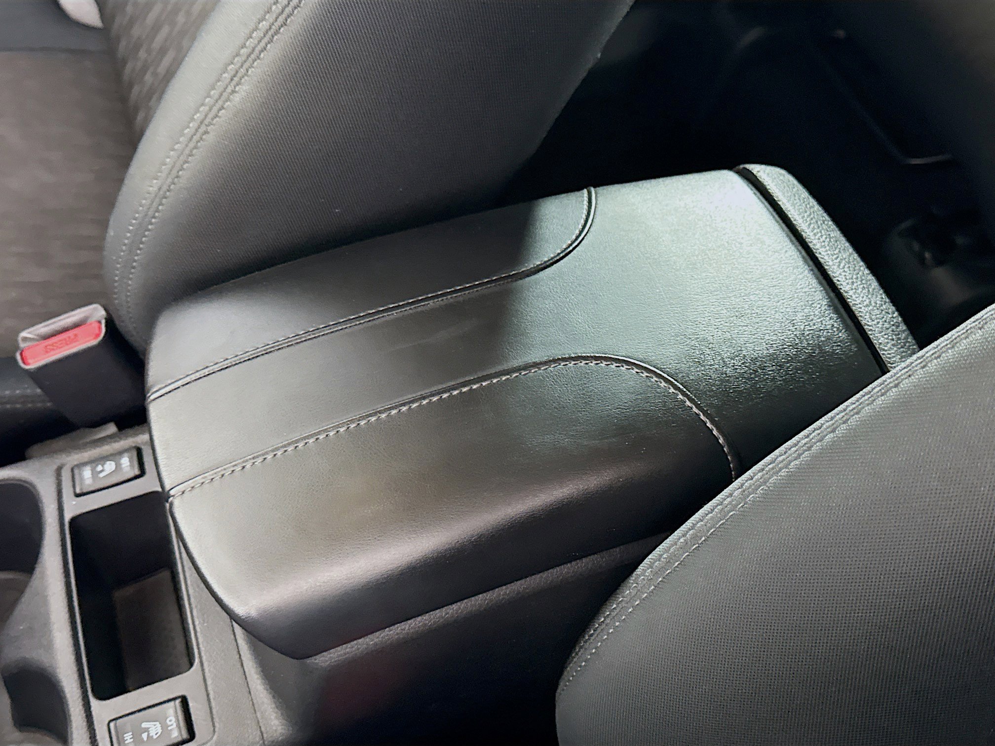 Used 2017 Nissan Rogue SV w/ SV Premium Package image 18