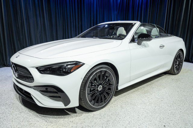 New 2027 Mercedes-Benz CLE 450 4MATIC Cabriolet image 2