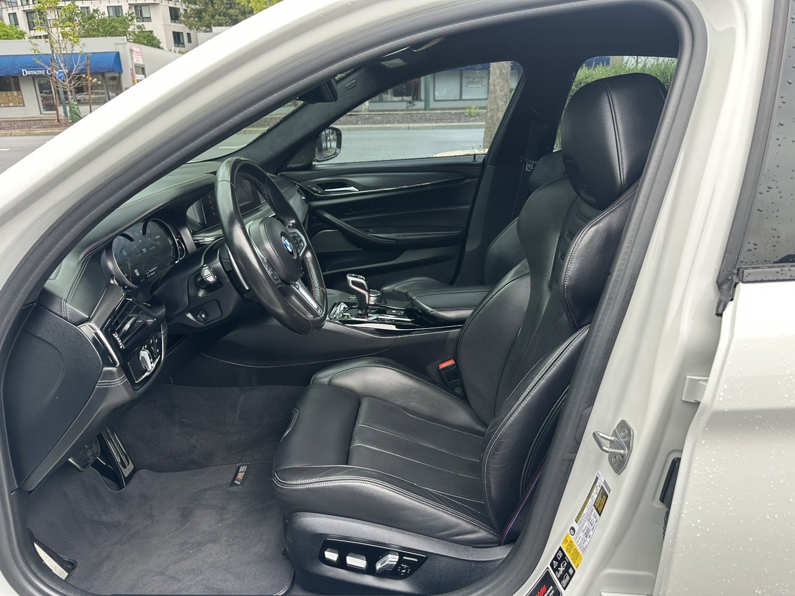 Used 2019 BMW M5 w/ Executive Package image 17