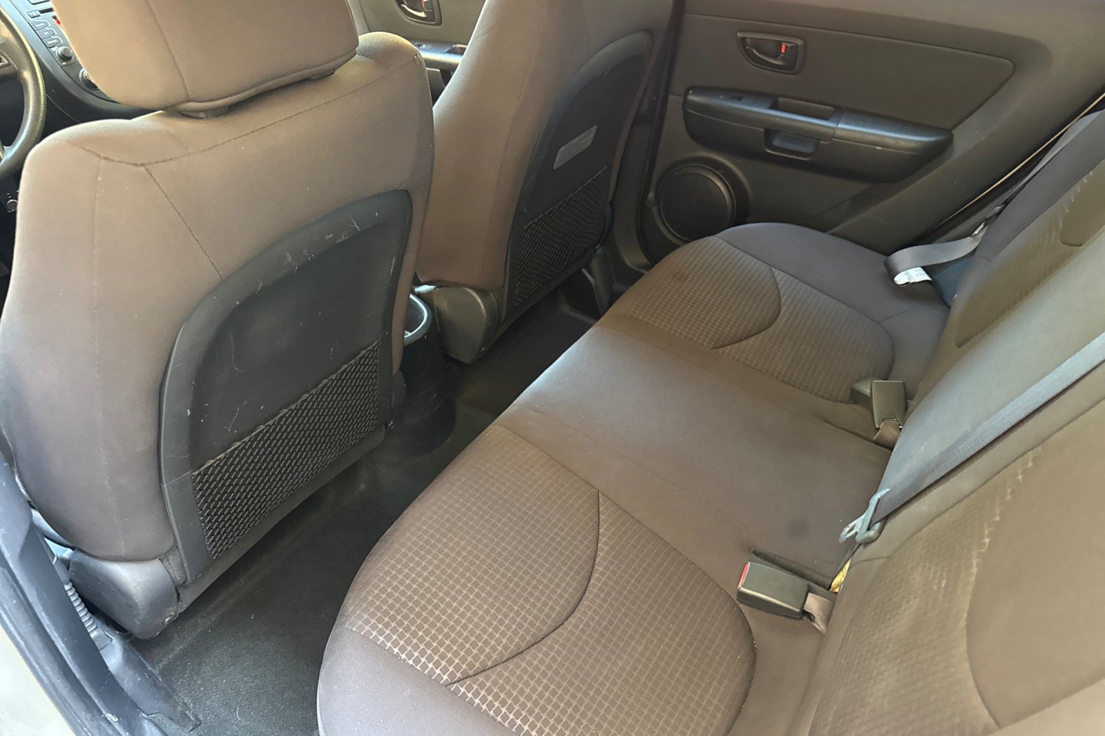 Used 2012 Kia Soul FWD image 24