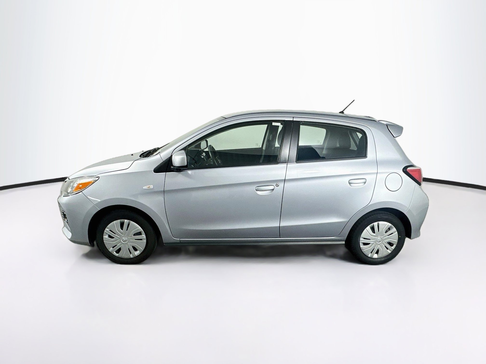 Used 2024 Mitsubishi Mirage ES FWD image 4
