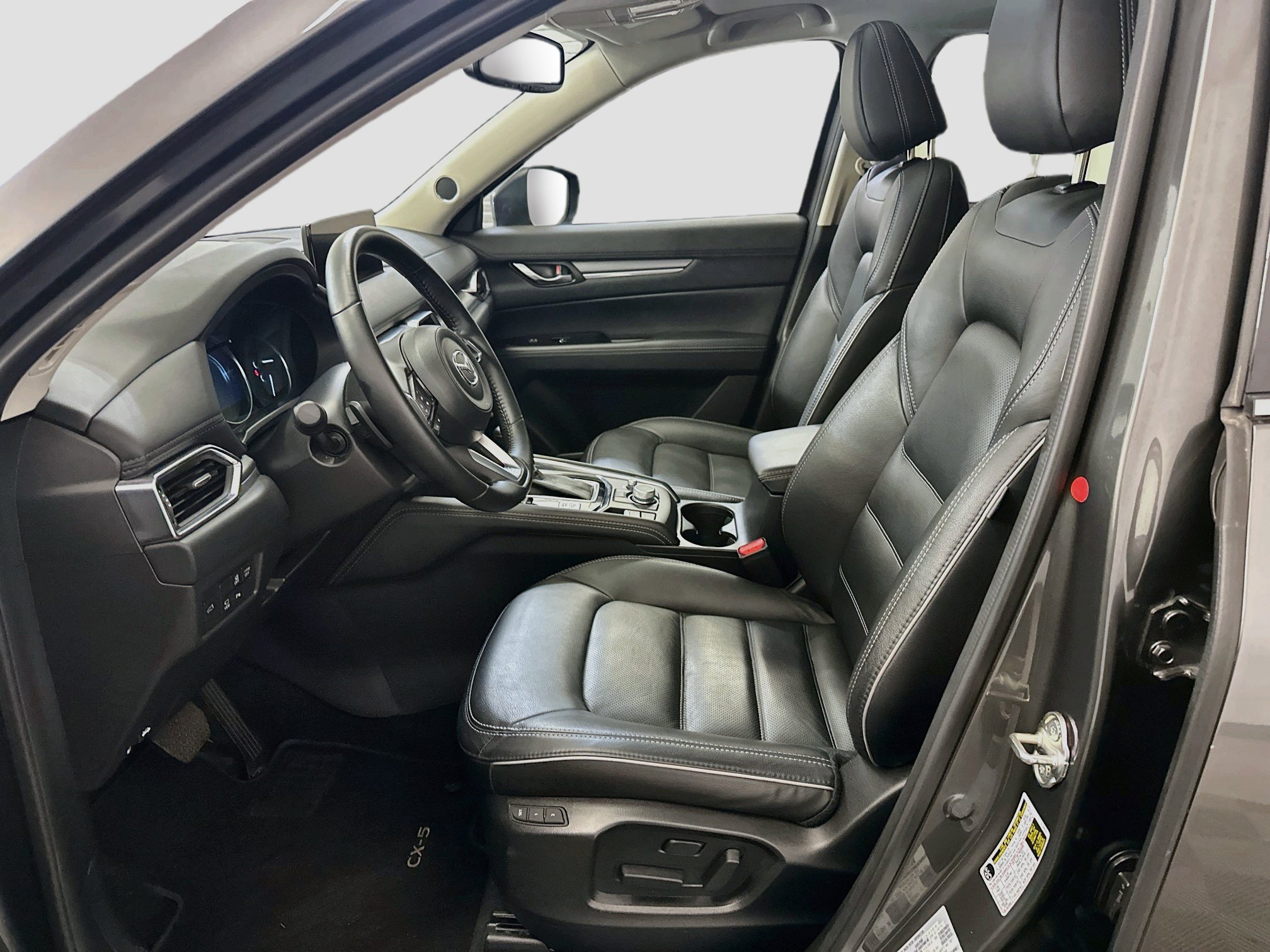 Used 2025 MAZDA CX-5 AWD 2.5 S w/ Premium Plus Pkg image 13