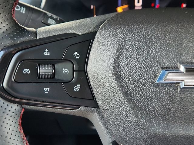 Used 2024 Chevrolet Trax RS w/ Sunroof Package FWD image 37