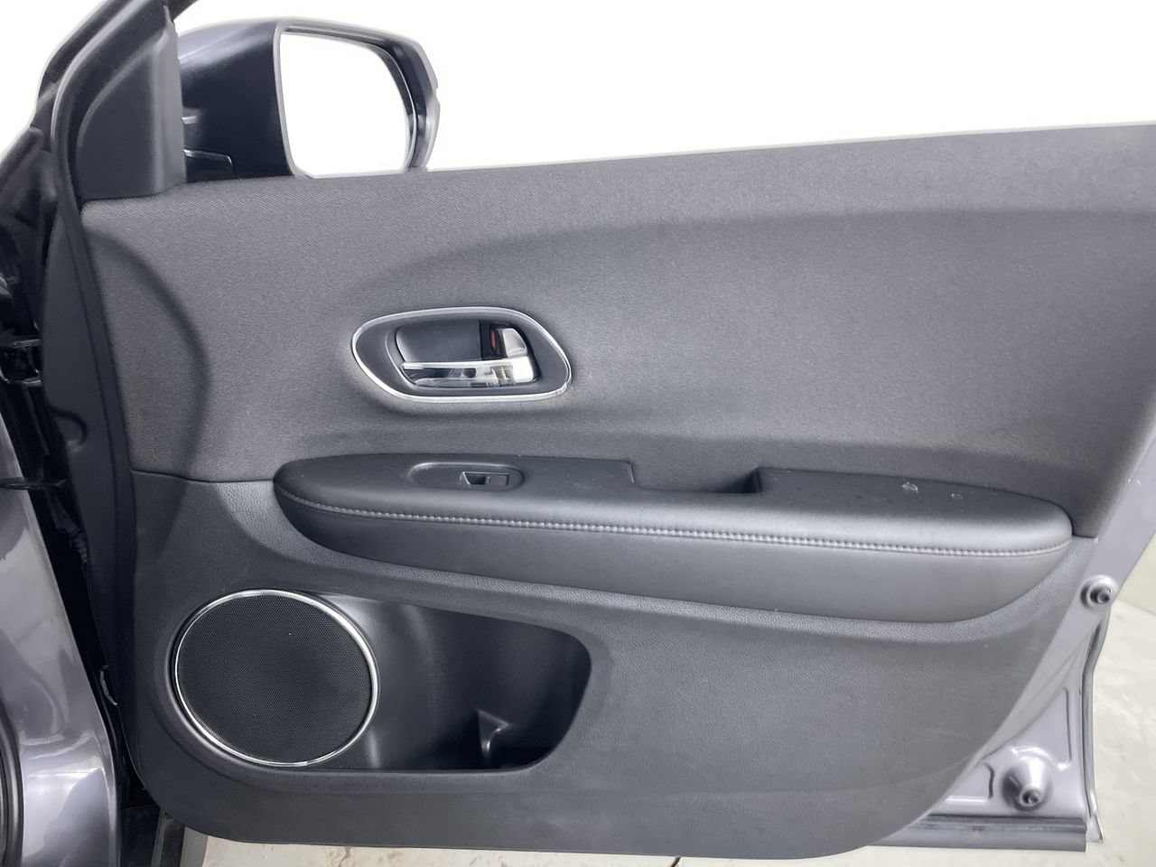 Used 2022 Honda HR-V EX image 23