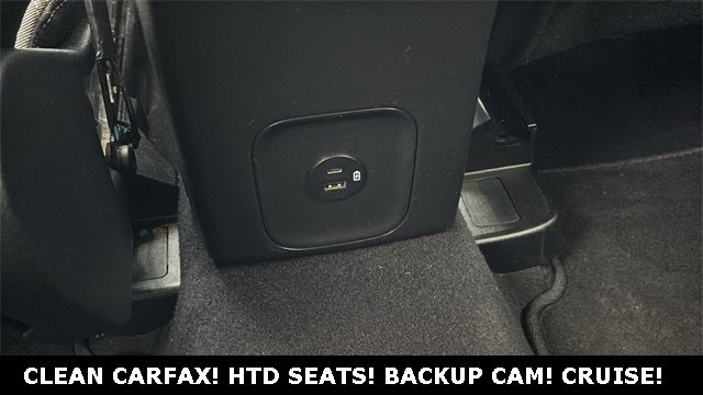 Used 2020 Ford Escape SE image 25