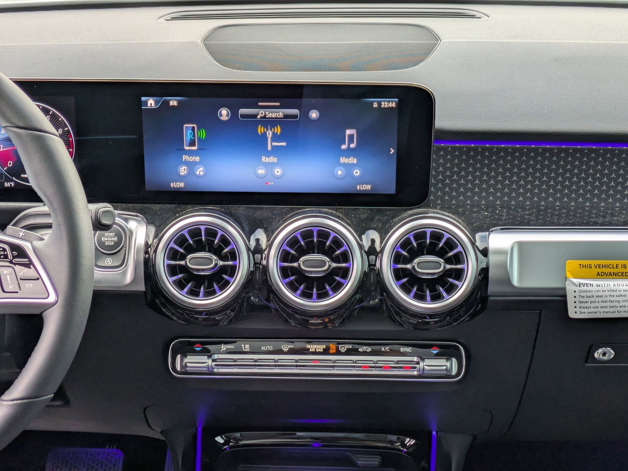 New 2025 Mercedes-Benz GLB 250 image 31