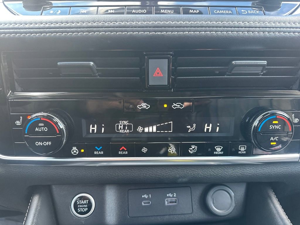 Used 2023 Nissan Rogue Platinum w/ Platinum Premium Package image 61