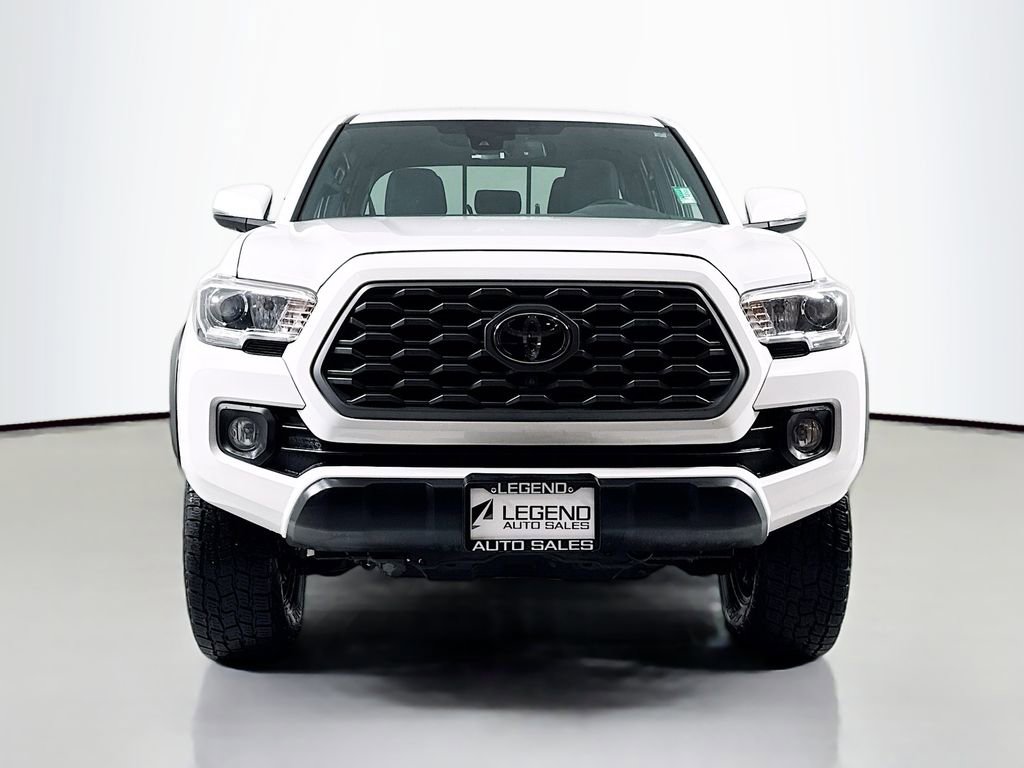 Used 2020 Toyota Tacoma TRD Off-Road w/ Advanced Technology Package image 2