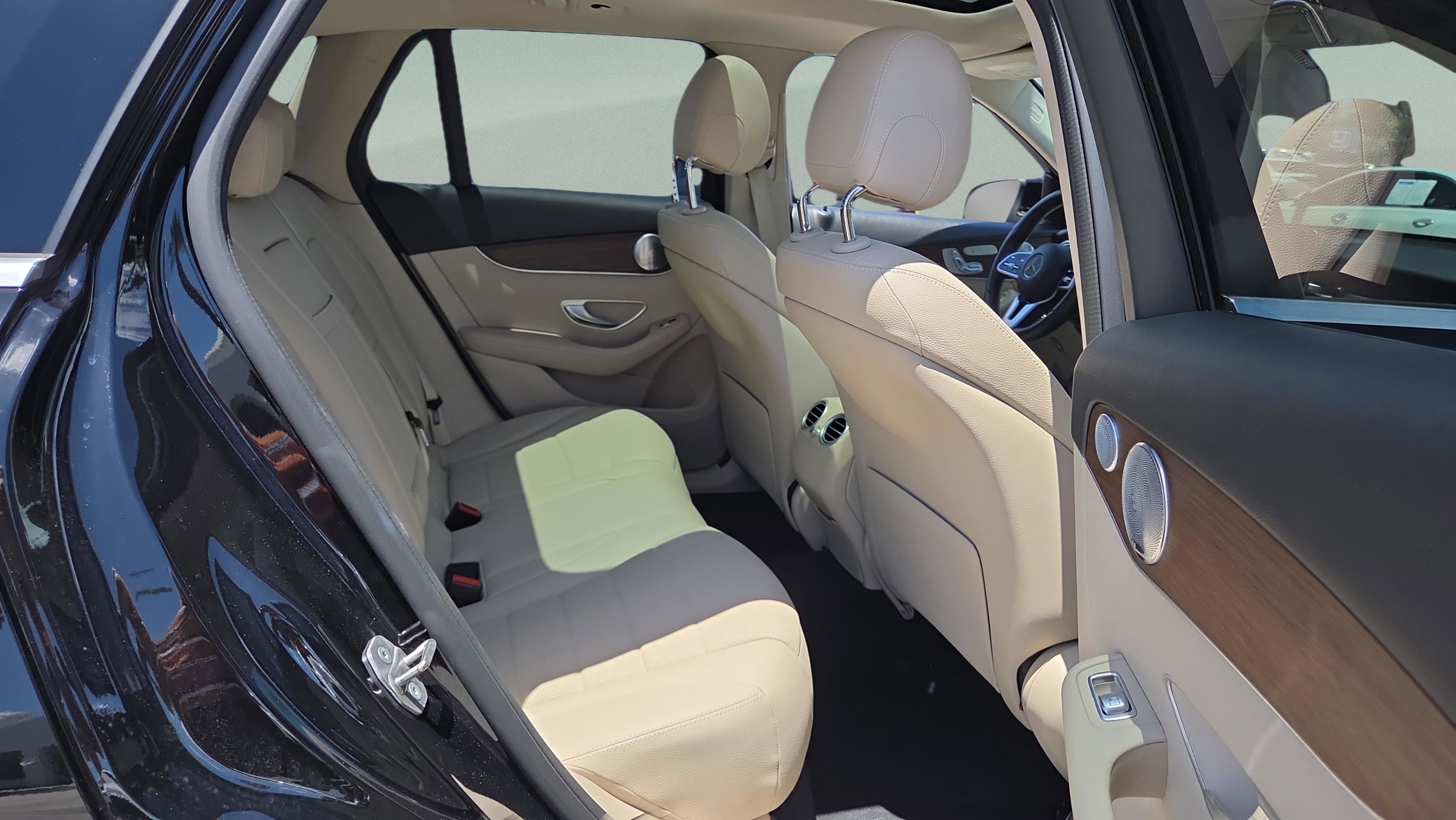 Used 2020 Mercedes-Benz GLC 300 4MATIC image 16