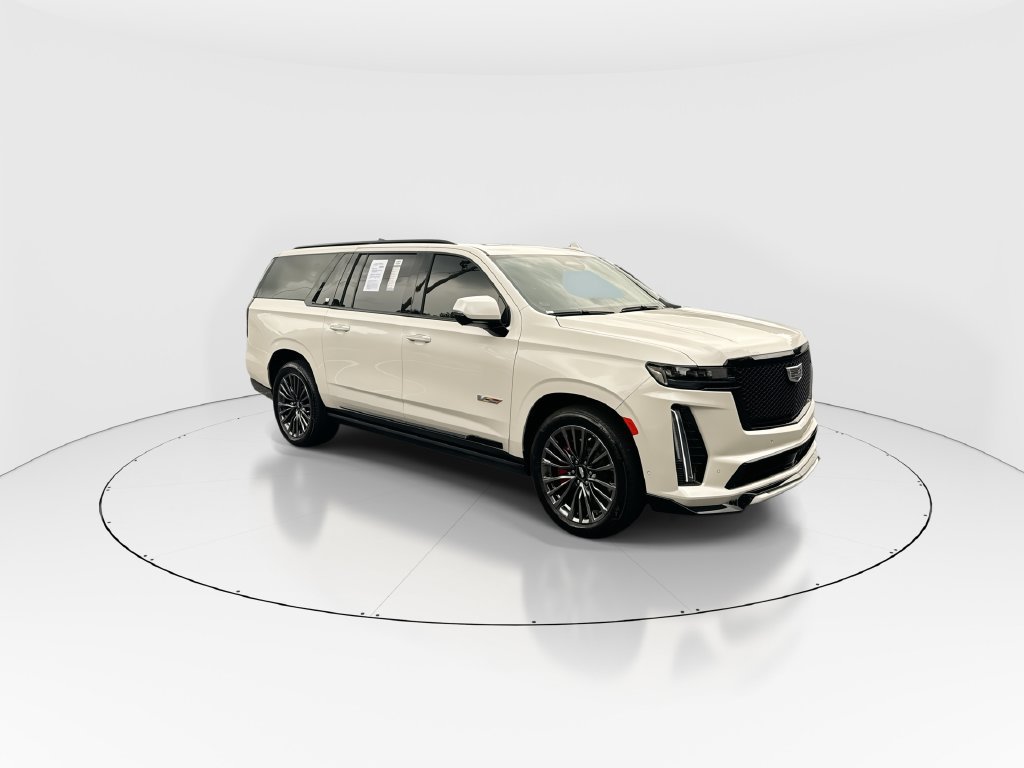 Used 2024 Cadillac Escalade ESV V w/ LPO, Floor Liner Package AWD/4WD image 2