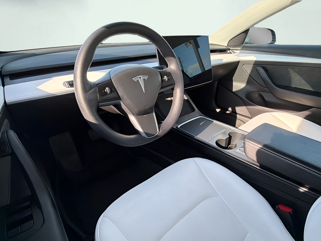 Used 2021 Tesla Model 3 Standard Range Plus RWD image 14