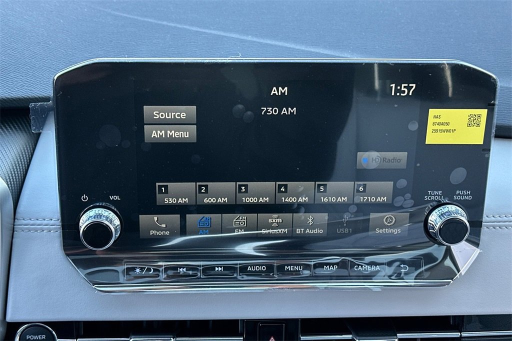 New 2025 Mitsubishi Outlander SEL image 18