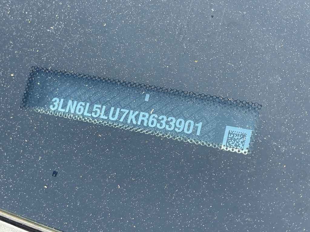 Used 2019 Lincoln MKZ Reserve w/ Reserve Plus Package image 32