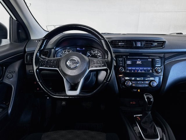 Used 2022 Nissan Rogue Sport SV AWD/4WD image 21