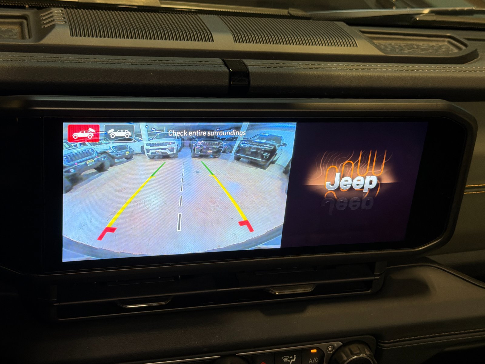 Used 2024 Jeep Wrangler High Altitude AWD/4WD image 19