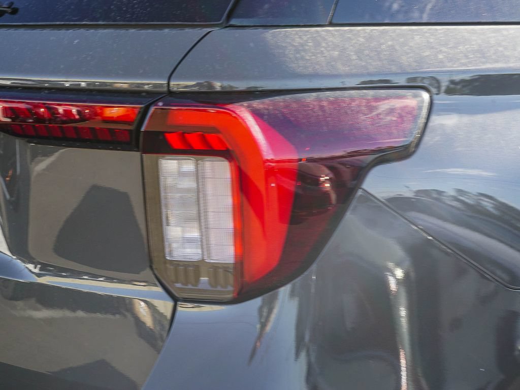 New 2026 Ford Explorer ST-Line w/ ST-Line Street Pack RWD image 7