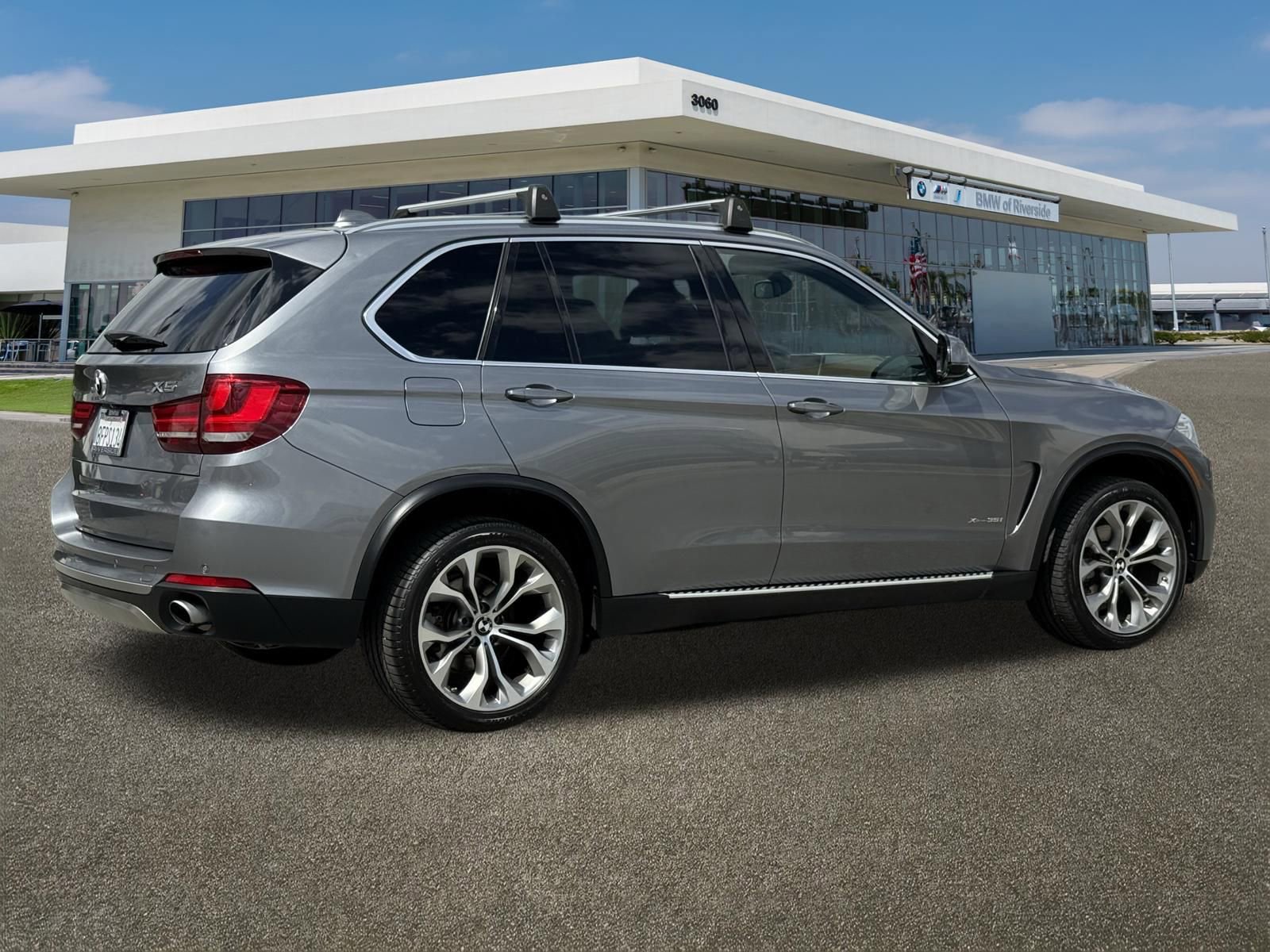 Used 2015 BMW X5 xDrive35i image 11