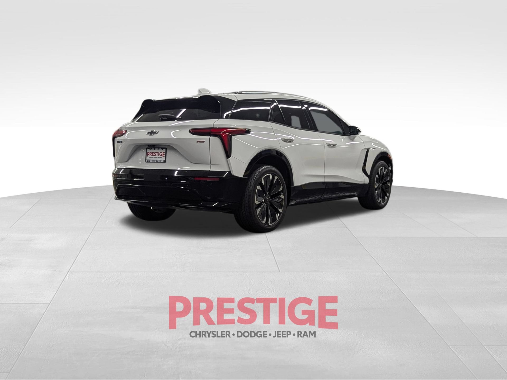 Used 2024 Chevrolet Blazer EV RS RWD image 9