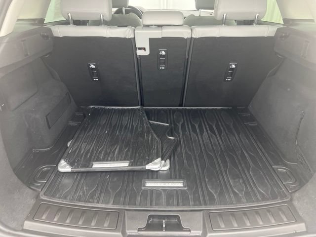 Used 2021 Land Rover Range Rover Evoque SE AWD/4WD image 9