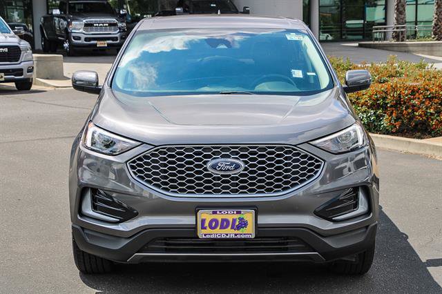 Used 2023 Ford Edge SEL image 6