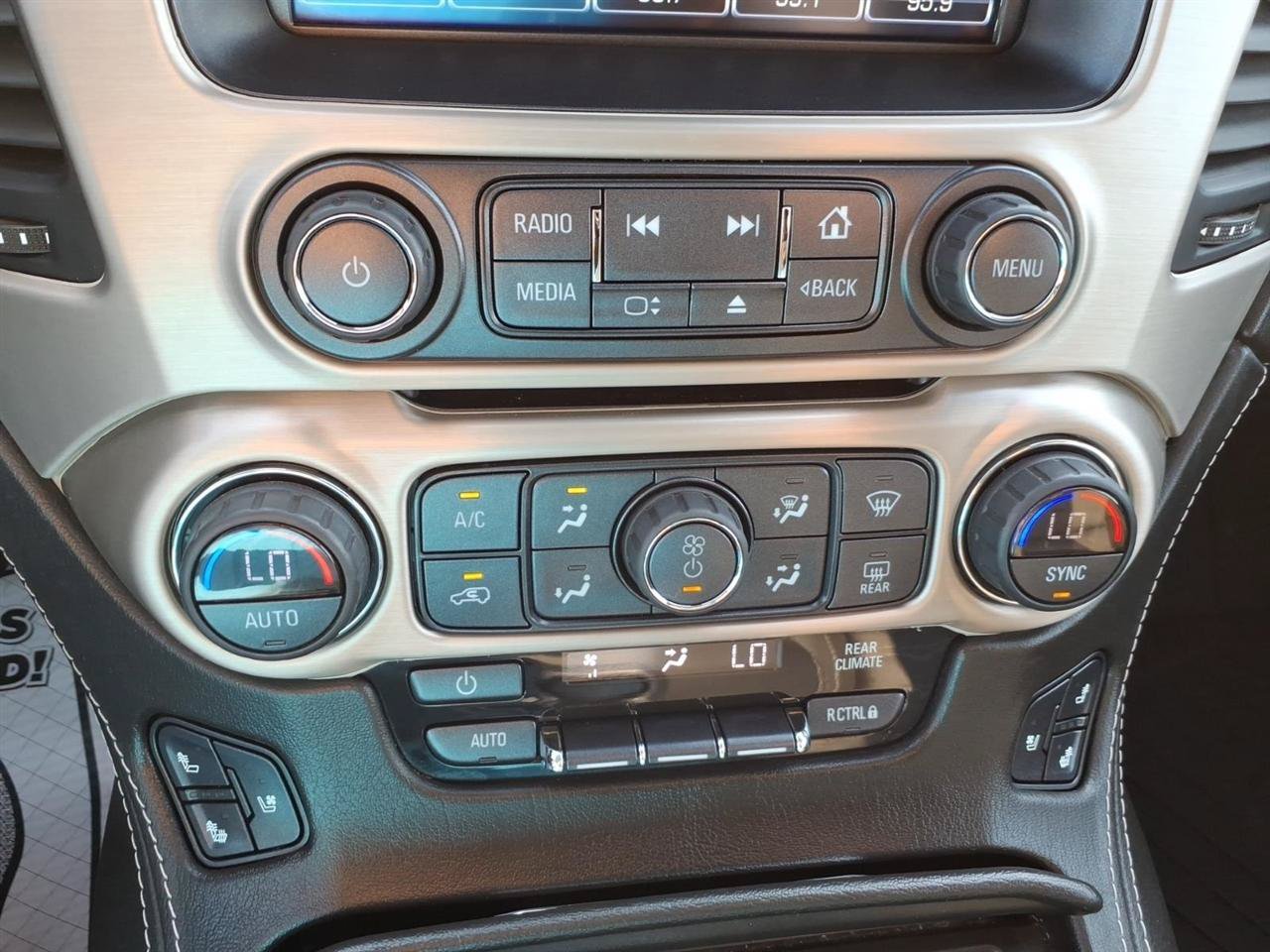 Used 2019 GMC Yukon Denali w/ Denali Ultimate Package AWD/4WD image 19