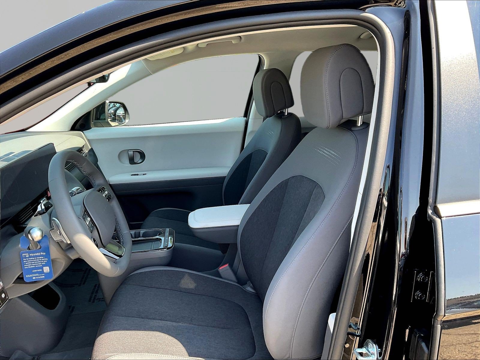 New 2026 Hyundai Ioniq 5 SE AWD/4WD image 16