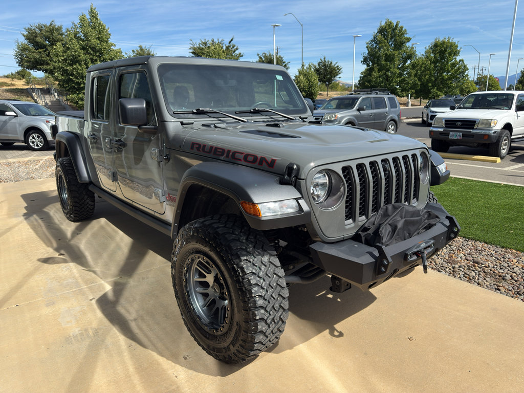 Used 2022 Jeep Gladiator Rubicon w/ Cold Weather Group image 3