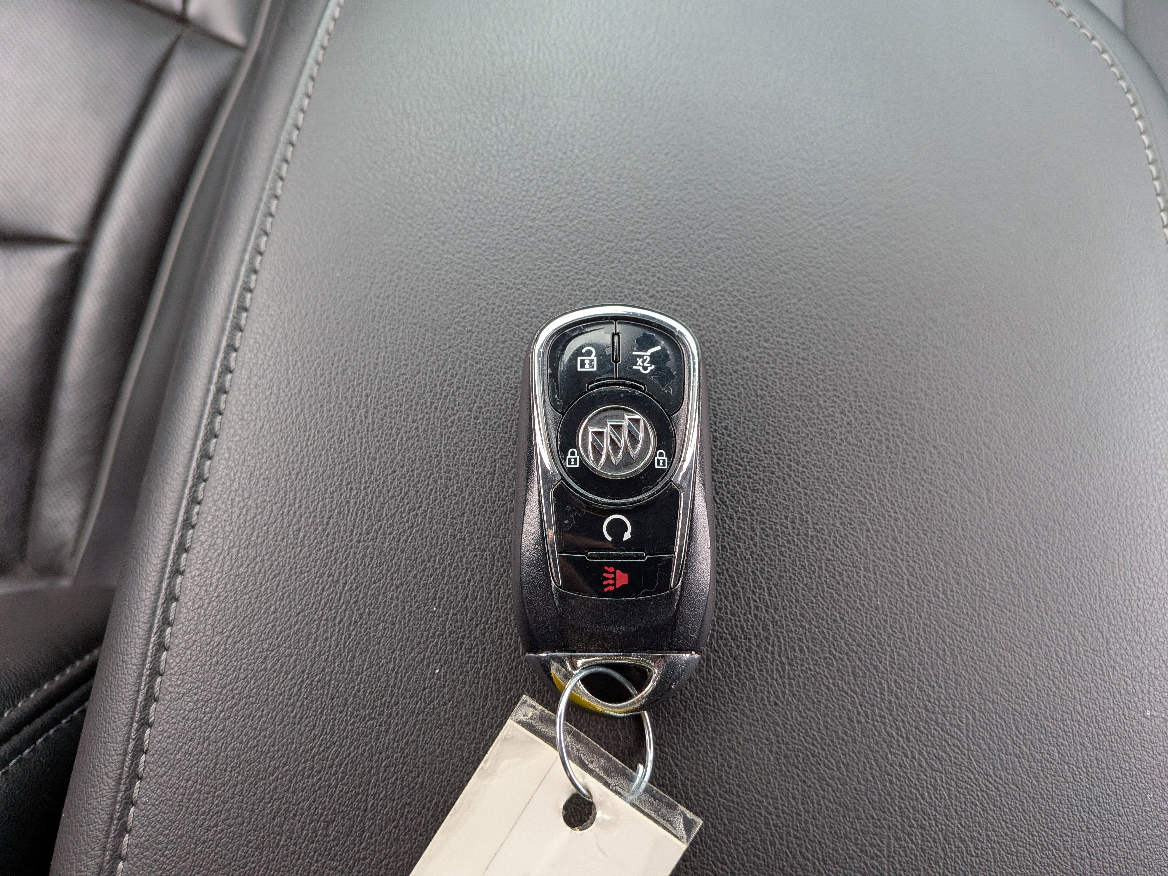 Used 2019 Buick Enclave Avenir w/ Avenir Technology Package AWD/4WD image 39
