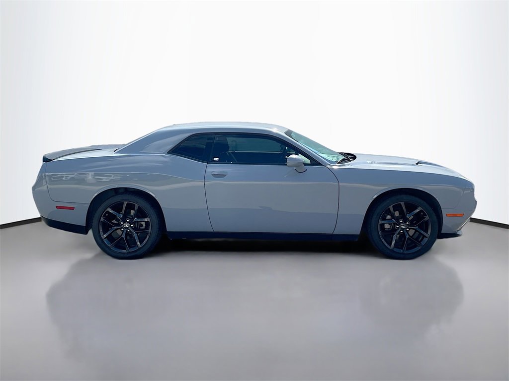Used 2022 Dodge Challenger SXT w/ Blacktop Package image 8