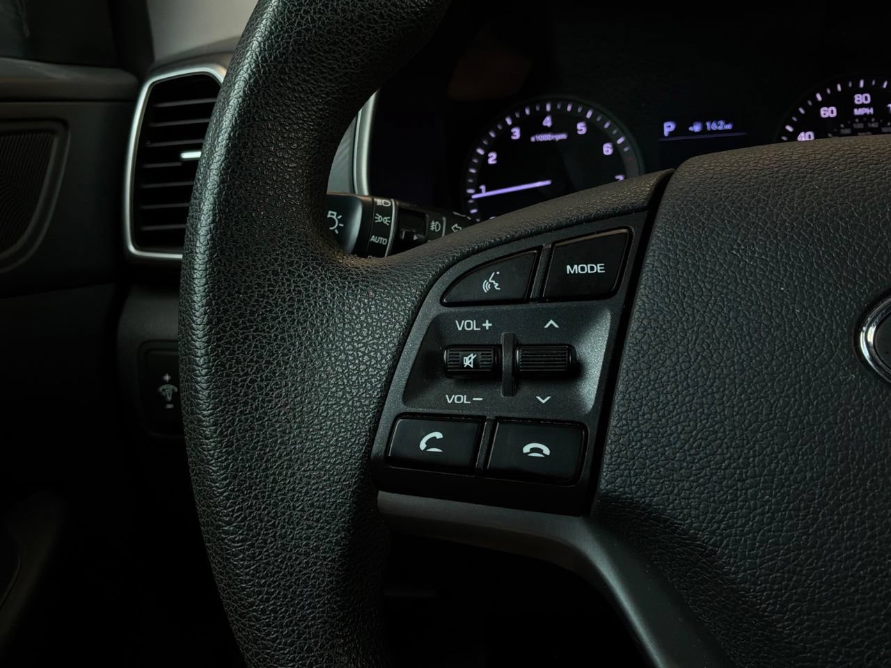 Used 2019 Hyundai Tucson Sport FWD image 37