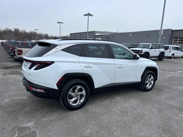 Used 2023 Hyundai Tucson SEL AWD/4WD image 5