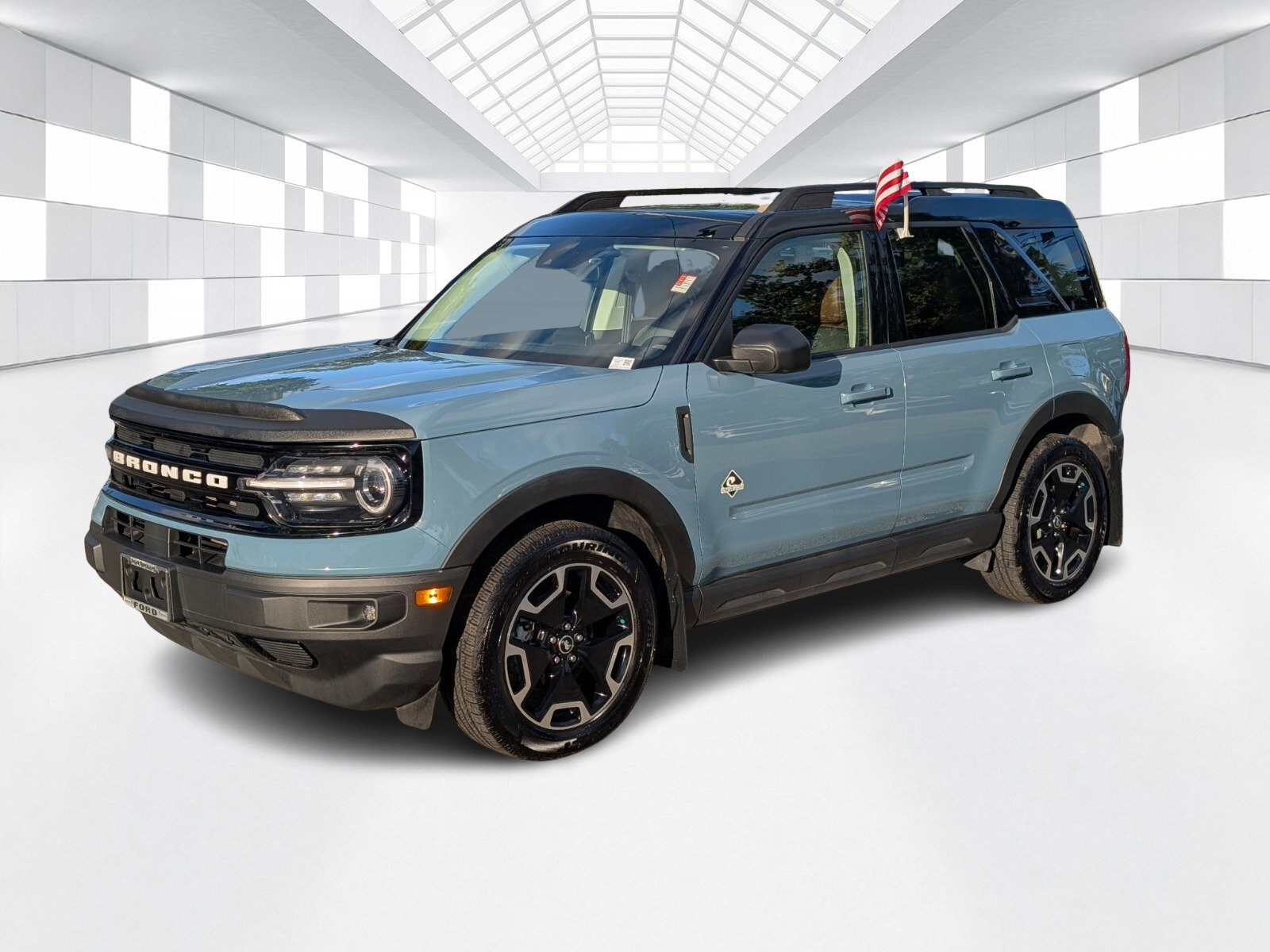 Used 2021 Ford Bronco Sport Outer Banks w/ Outer Banks Package AWD/4WD image 3