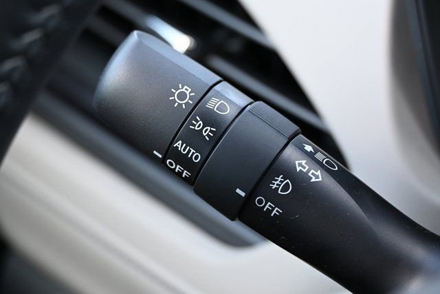 New 2026 Subaru Forester Premium AWD/4WD image 32