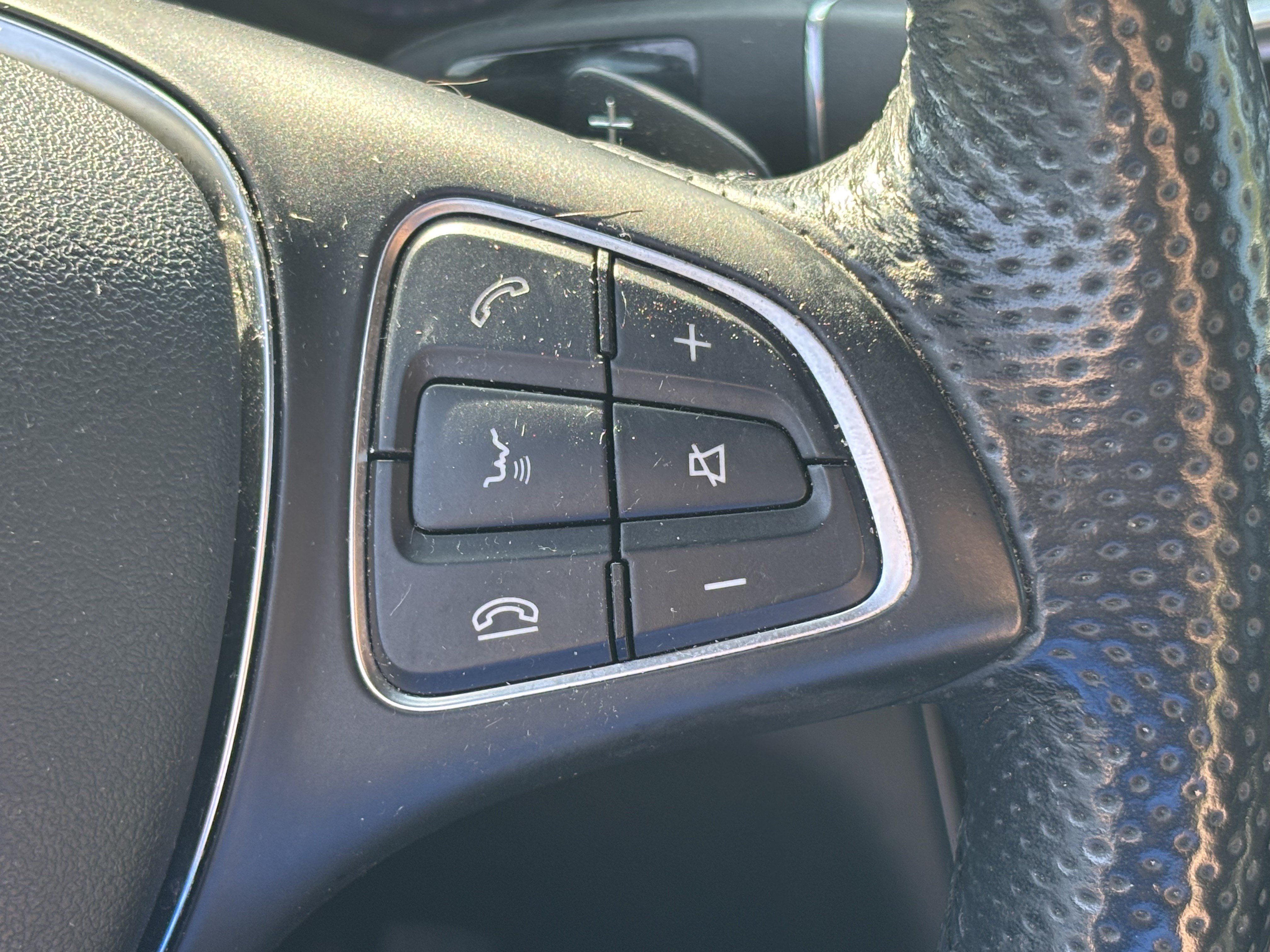 Used 2018 Mercedes-Benz GLC 300 4MATIC image 20
