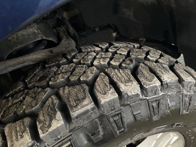 Used 2017 Ford F150 Lariat w/ Equipment Group 501A Mid image 40