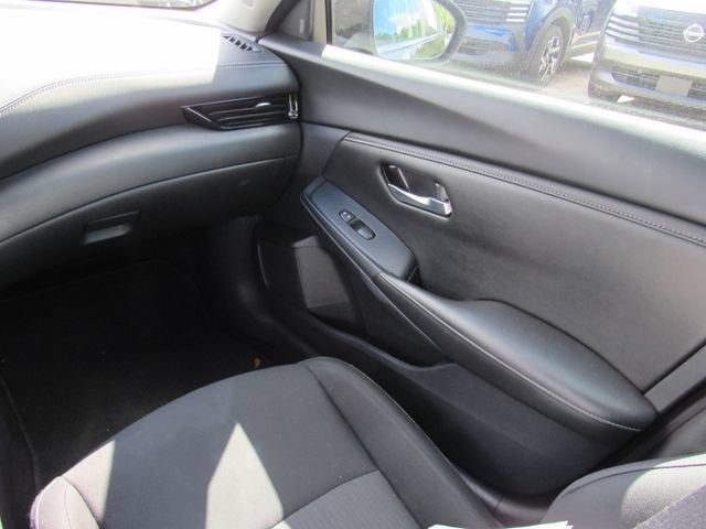 Certified 2024 Nissan Sentra SV FWD image 18