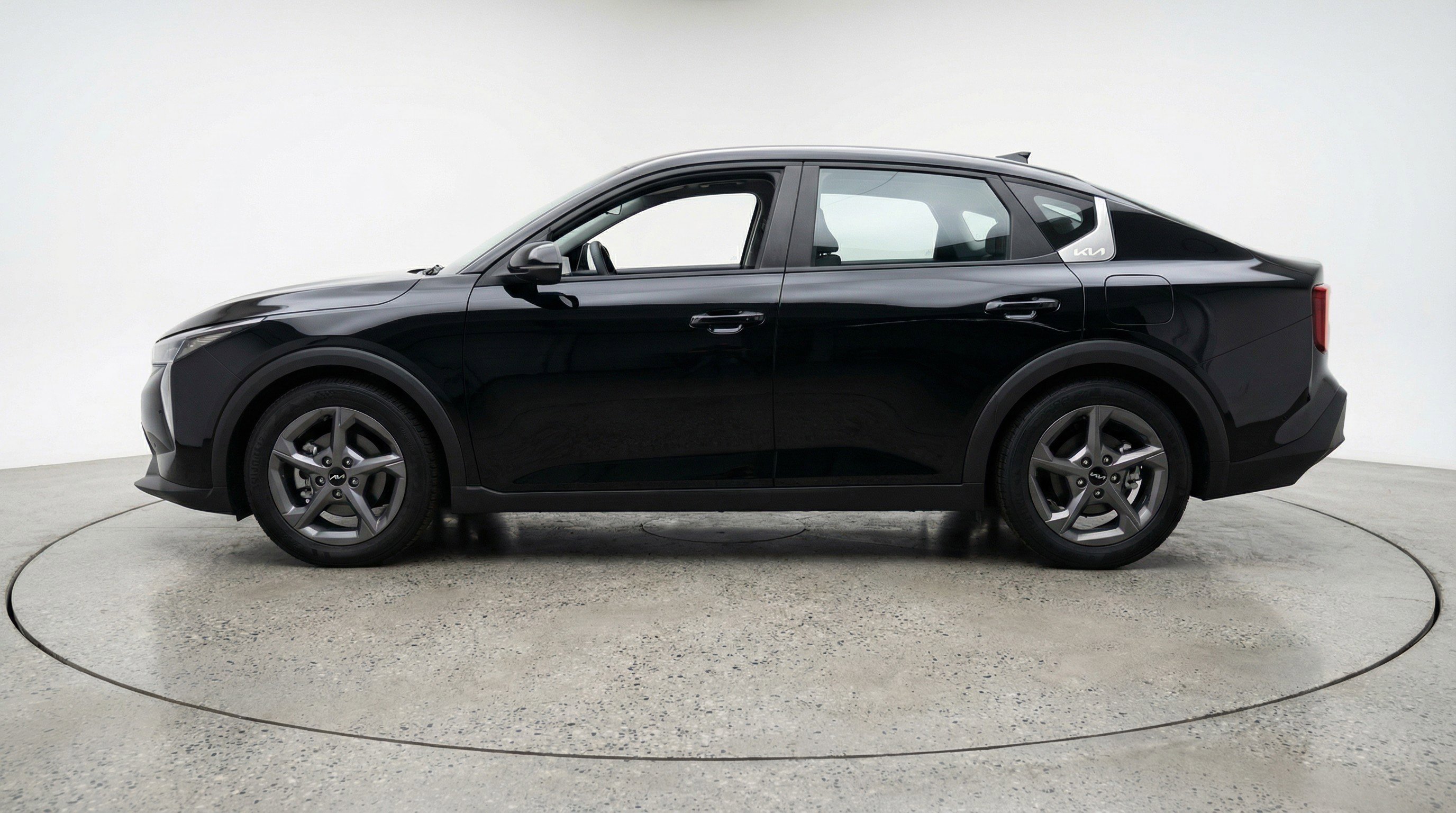 Used 2025 Kia K4 FWD image 5