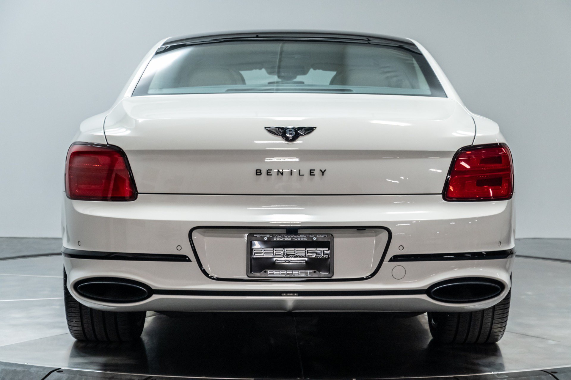 Used 2021 Bentley Flying Spur W12 AWD/4WD image 17