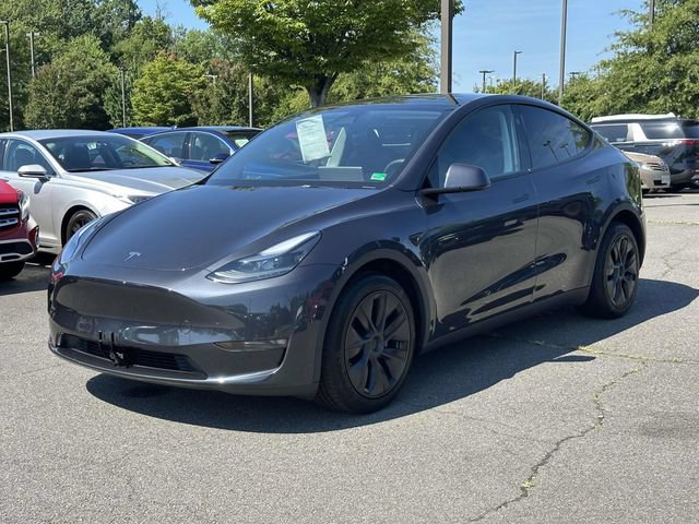 Used 2024 Tesla Model Y Long Range AWD/4WD image 5