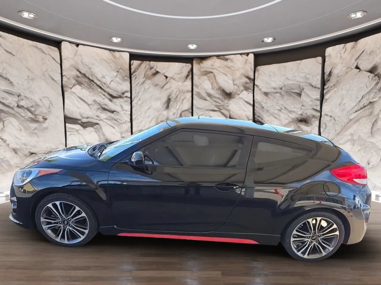 Used 2017 Hyundai Veloster Turbo R-Spec FWD image 3