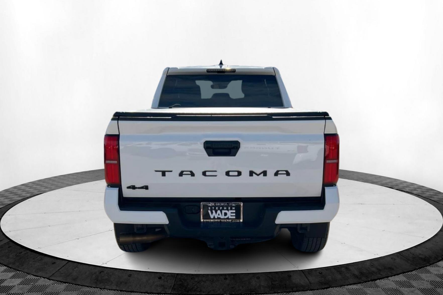 Used 2024 Toyota Tacoma TRD Sport image 4