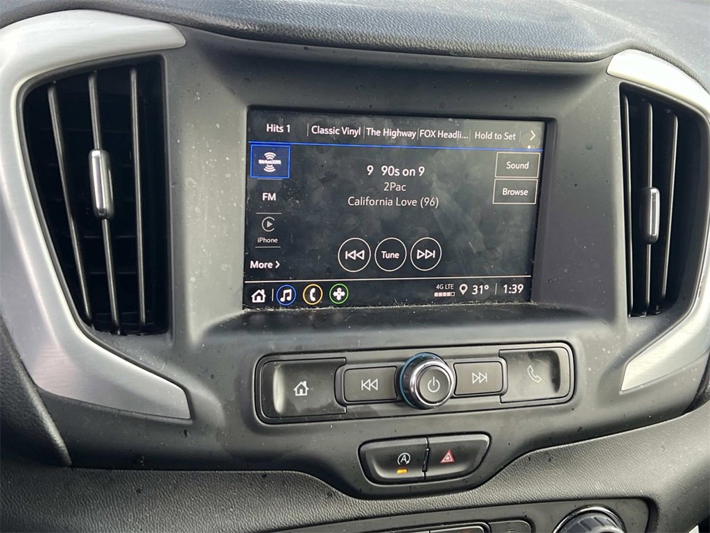 Used 2023 GMC Terrain SLE w/ Driver Convenience Package image 11